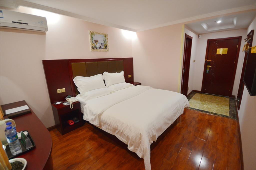 Greentree Inn Zhejiang Jiaxing West Zhongshan Road Vintage Car Building Express Hotel Eksteriør billede